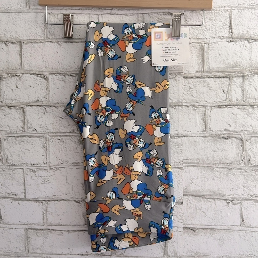 NEW!!! Vintage Disney Donald Duck Print Leggings LulaRoe ONESIZE OS Gray Backgr